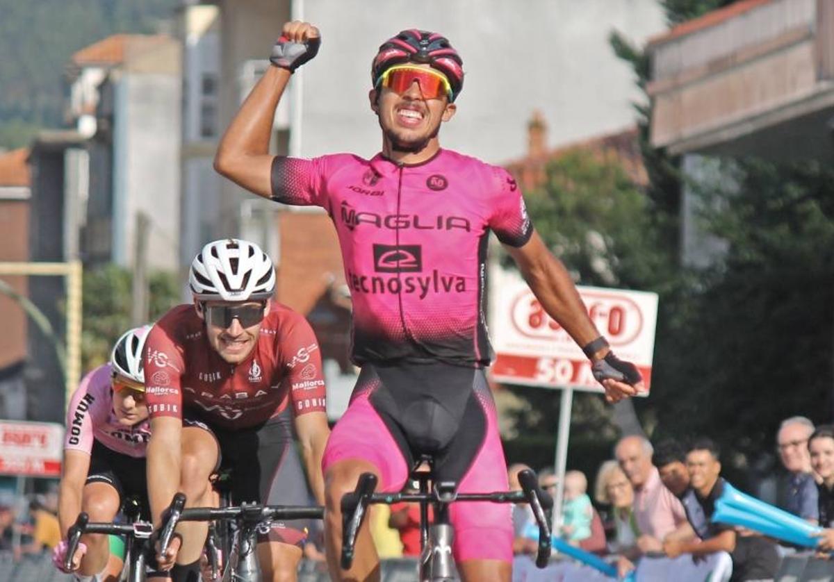 Victoria y liderazgo de Christopher Morales en el Circuito Montañés para el Maglia Tecnosylva Bembibre