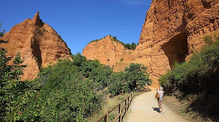La Junta licita por 830.000 euros una nueva zona de BTT y senderismo en Las Médulas