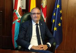 El exalcalde de Ponferrada, Olegario Ramón, toma este lunes posesión como presidente del Consejo Comarcal del Bierzo.