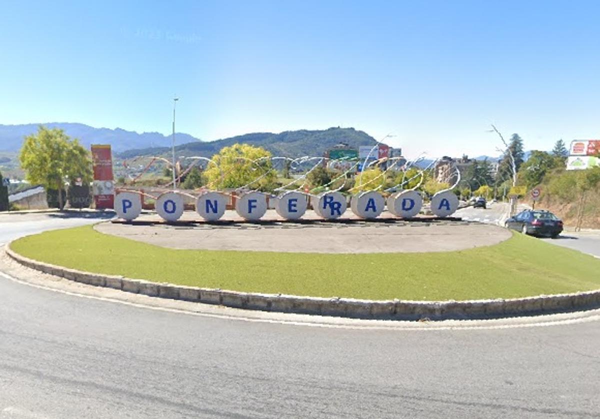 Glorieta en homenaje al Mundial de Ciclismo celebrado en Ponferrada.