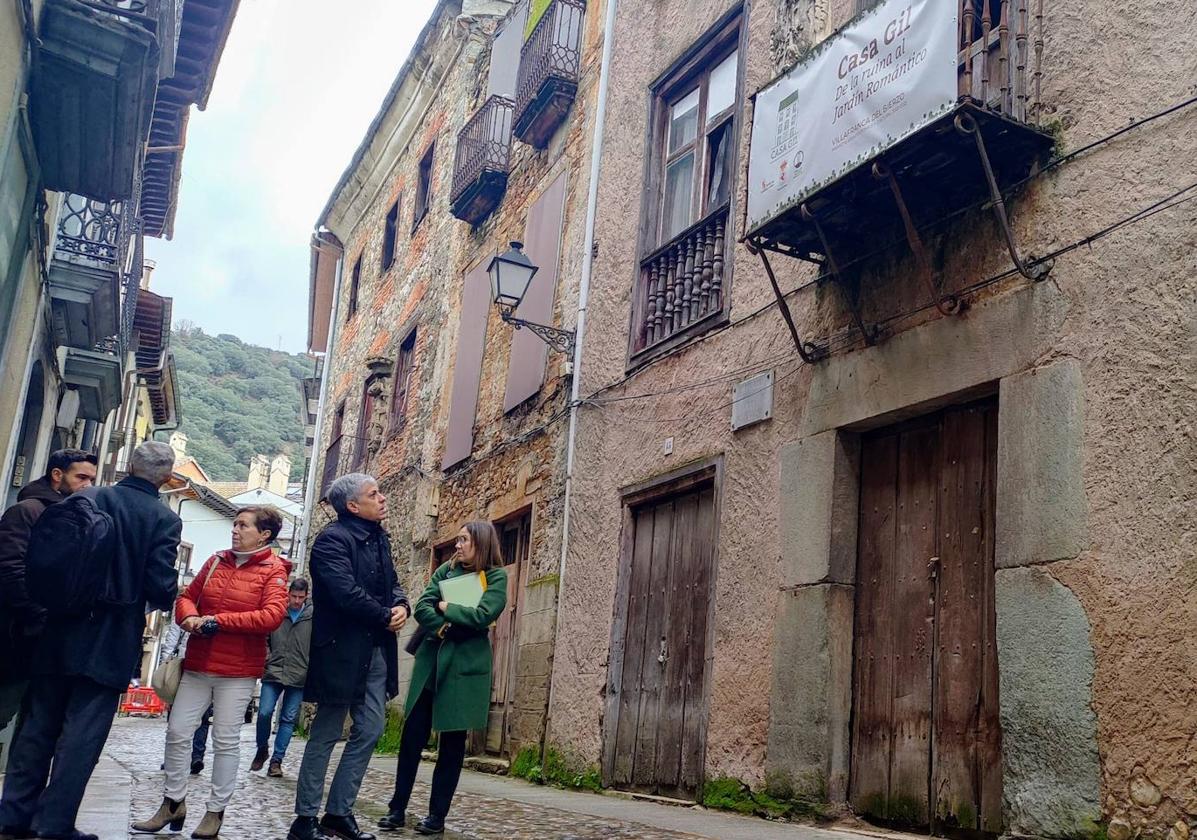 La Junta inicia la restauración de la calle del Agua de Villafranca
