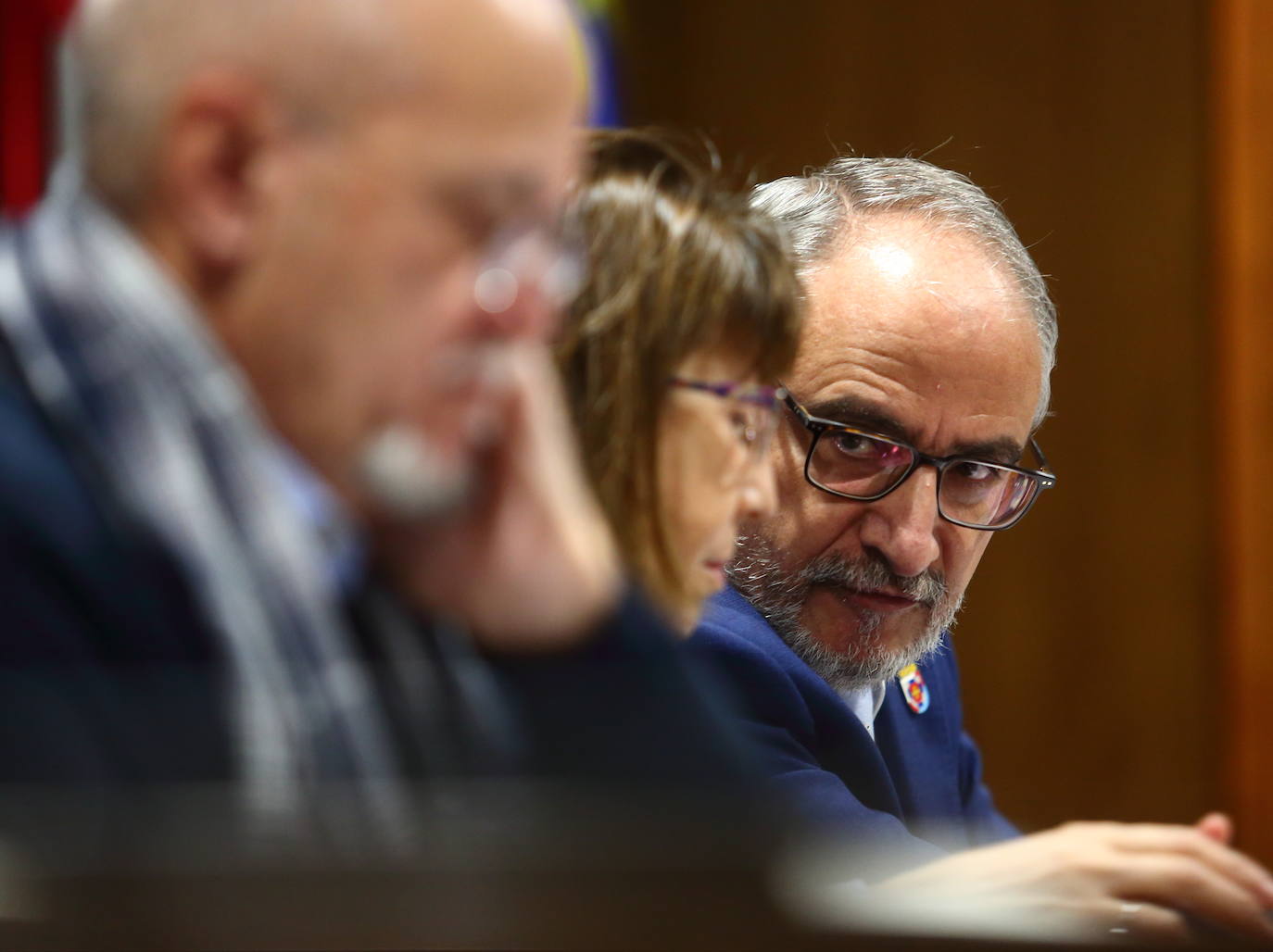 Olegario Ramón, portavoz del PSOE, durante el pleno.