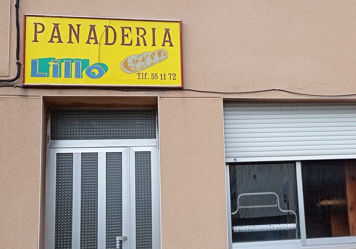 Fachada de la panadería de Lillo del Bierzo.