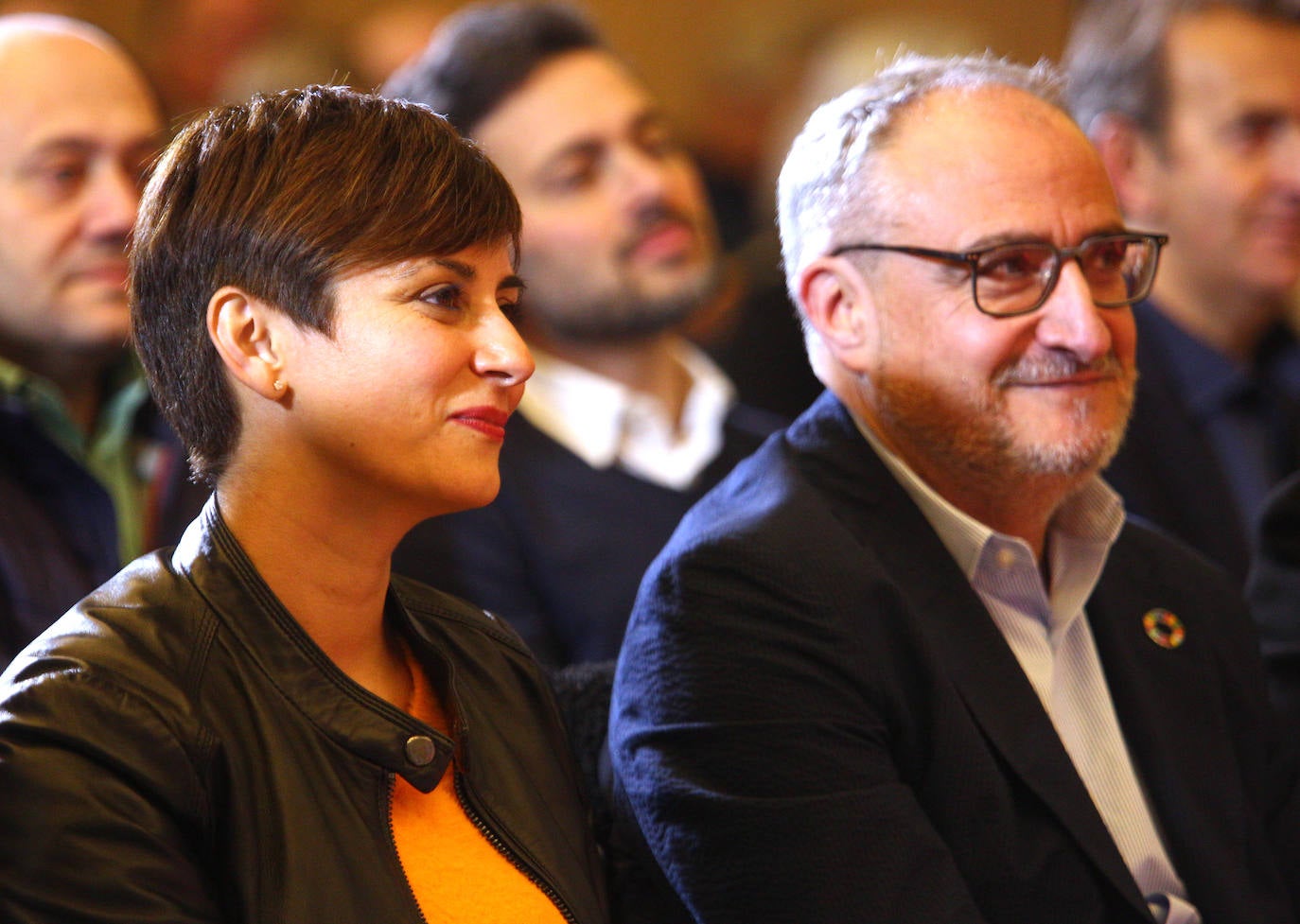 Fotos: La ministra Isabel Rodríguez respalda la candidatura de Olegario Ramón