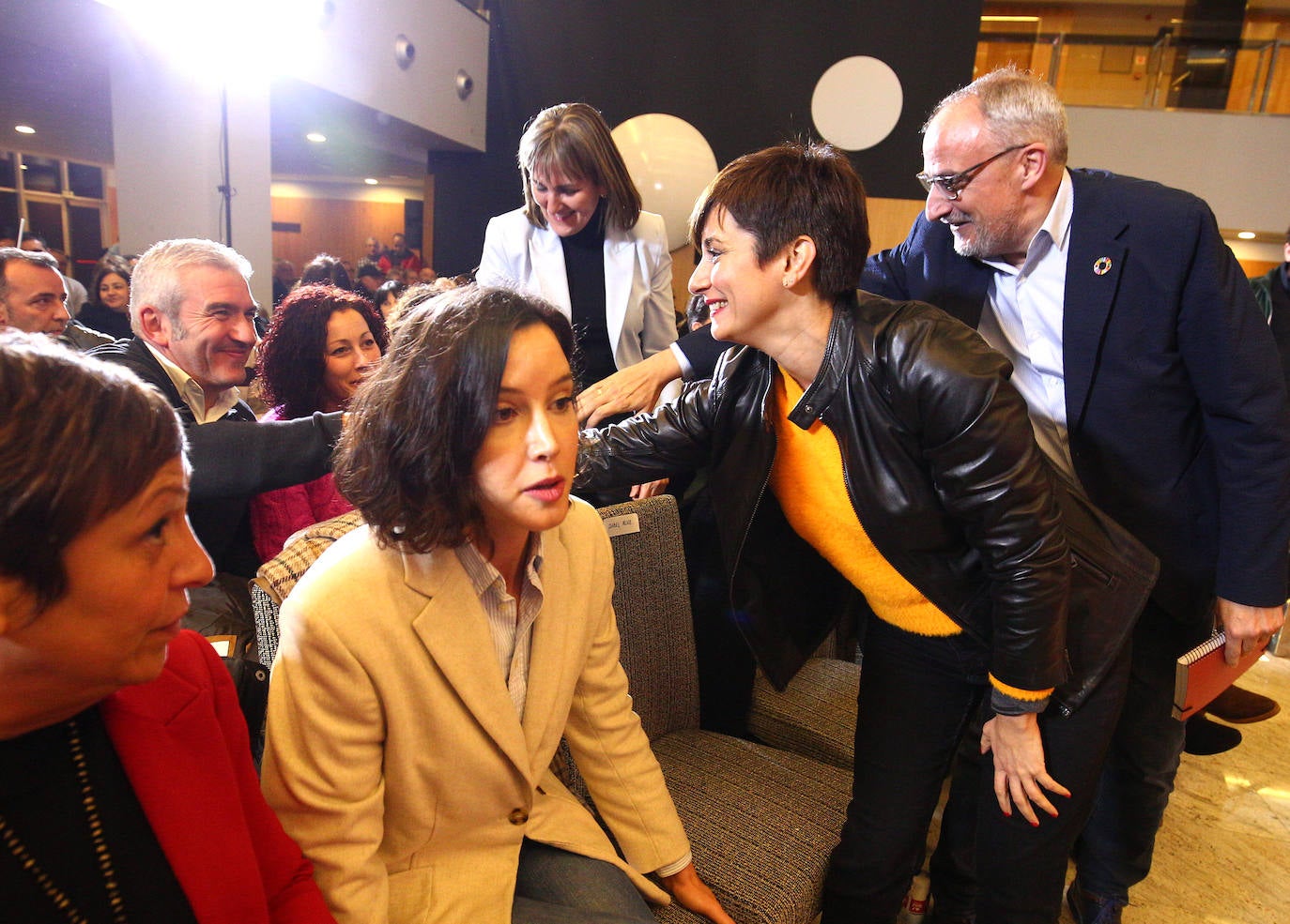 Fotos: La ministra Isabel Rodríguez respalda la candidatura de Olegario Ramón