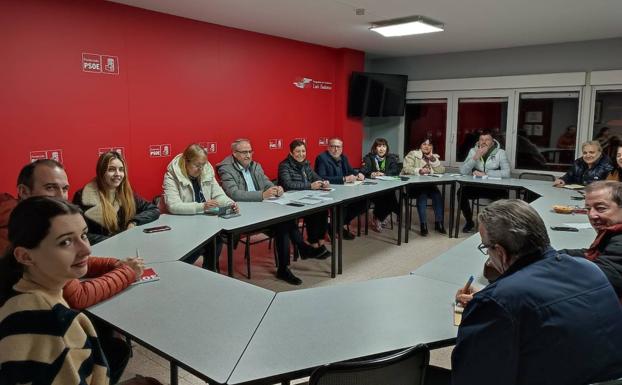 El PSOE de Ponferrada denuncia las «promesas incumplidas del PP» en materia sanitaria