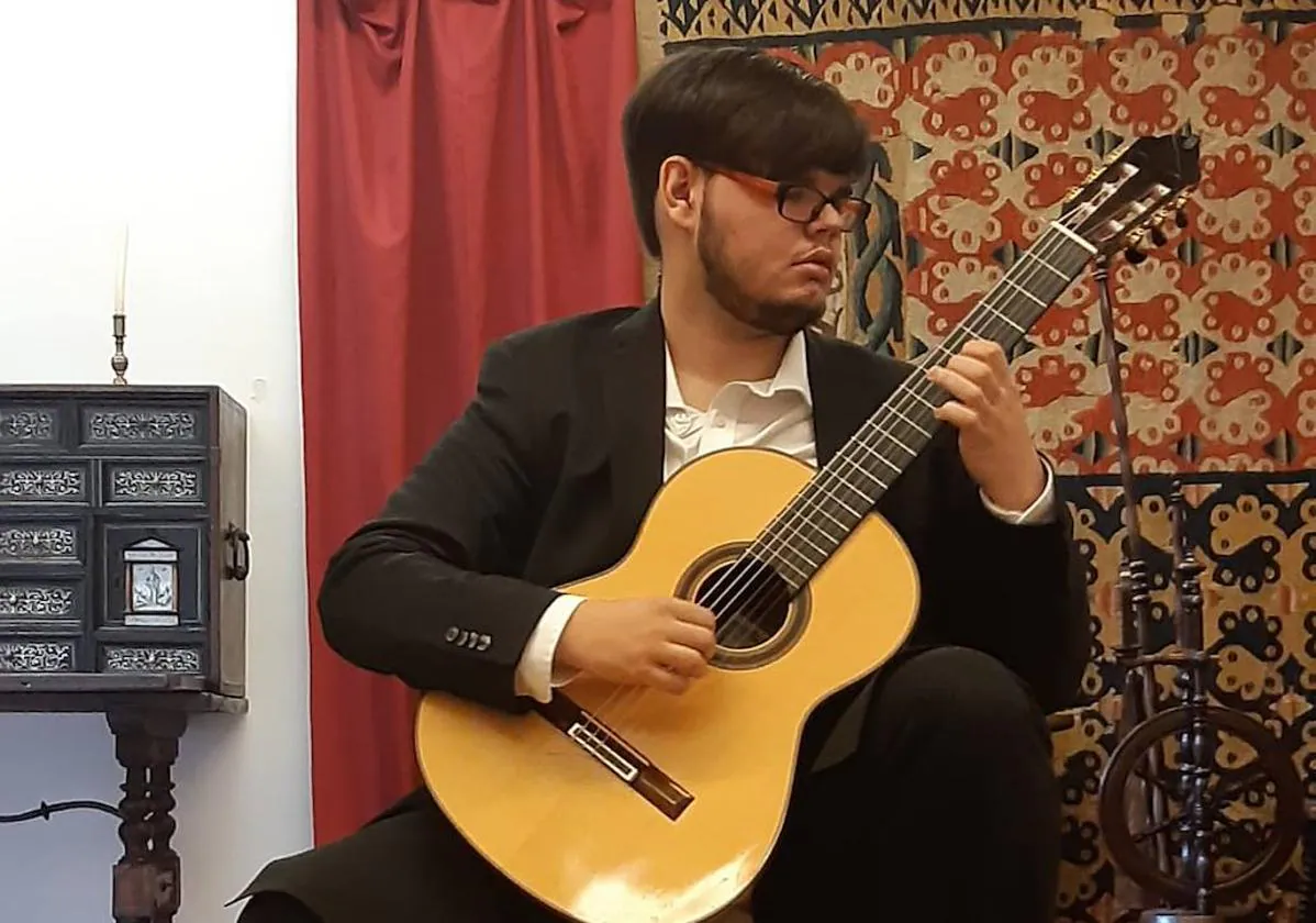 El guitarrista Gonzalo Peñalosa abre la temporada de Juventudes Musicales en Ponferrada