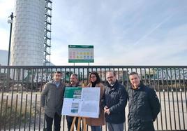 Alcalde de Ponferrada y concejales en la presentación del proyecto.