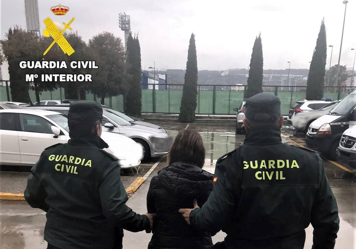 La detenida es una mujer de 47 años.