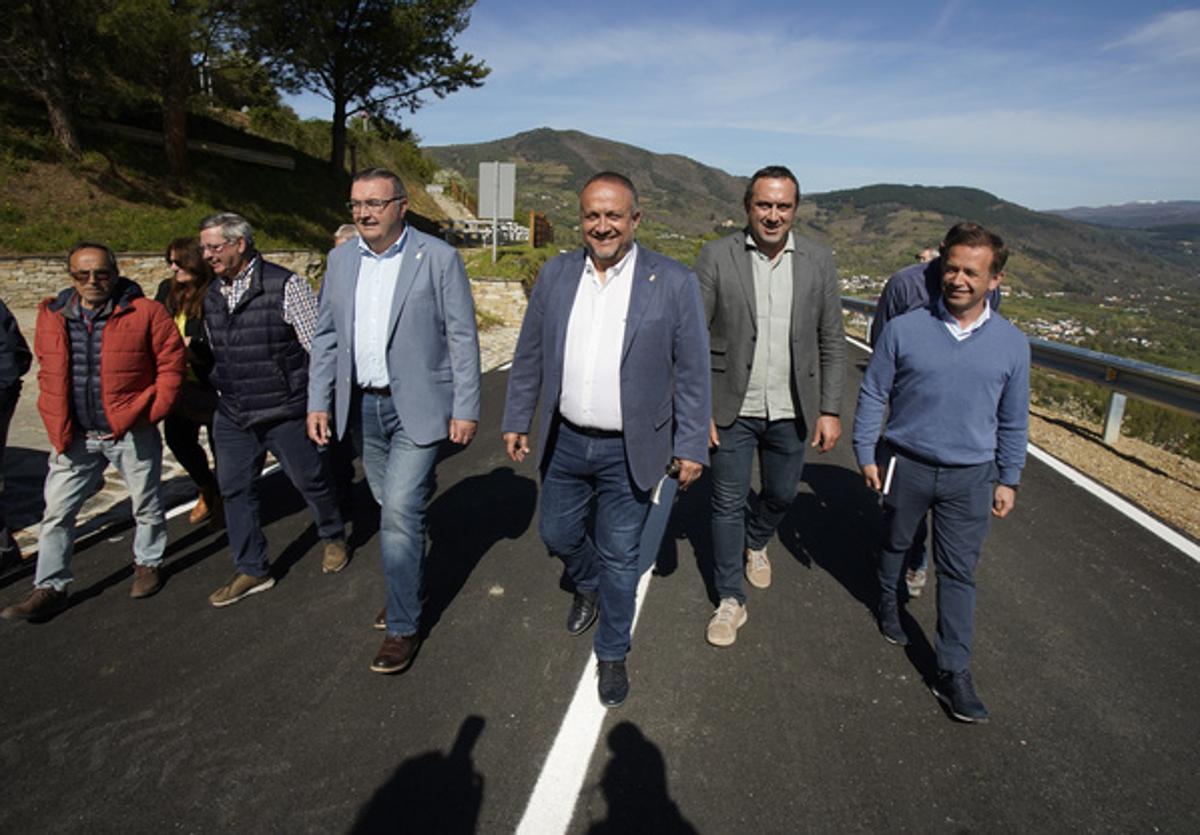 La Diputación invertirá 2,5 millones en obras en la carretera de Corullón