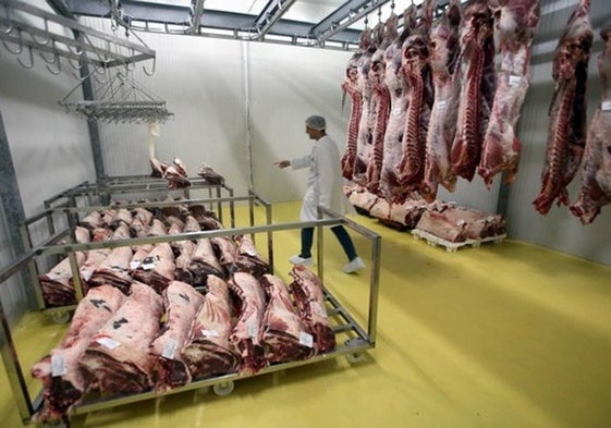 Costillares en un matadero, en una imagen de archivo.