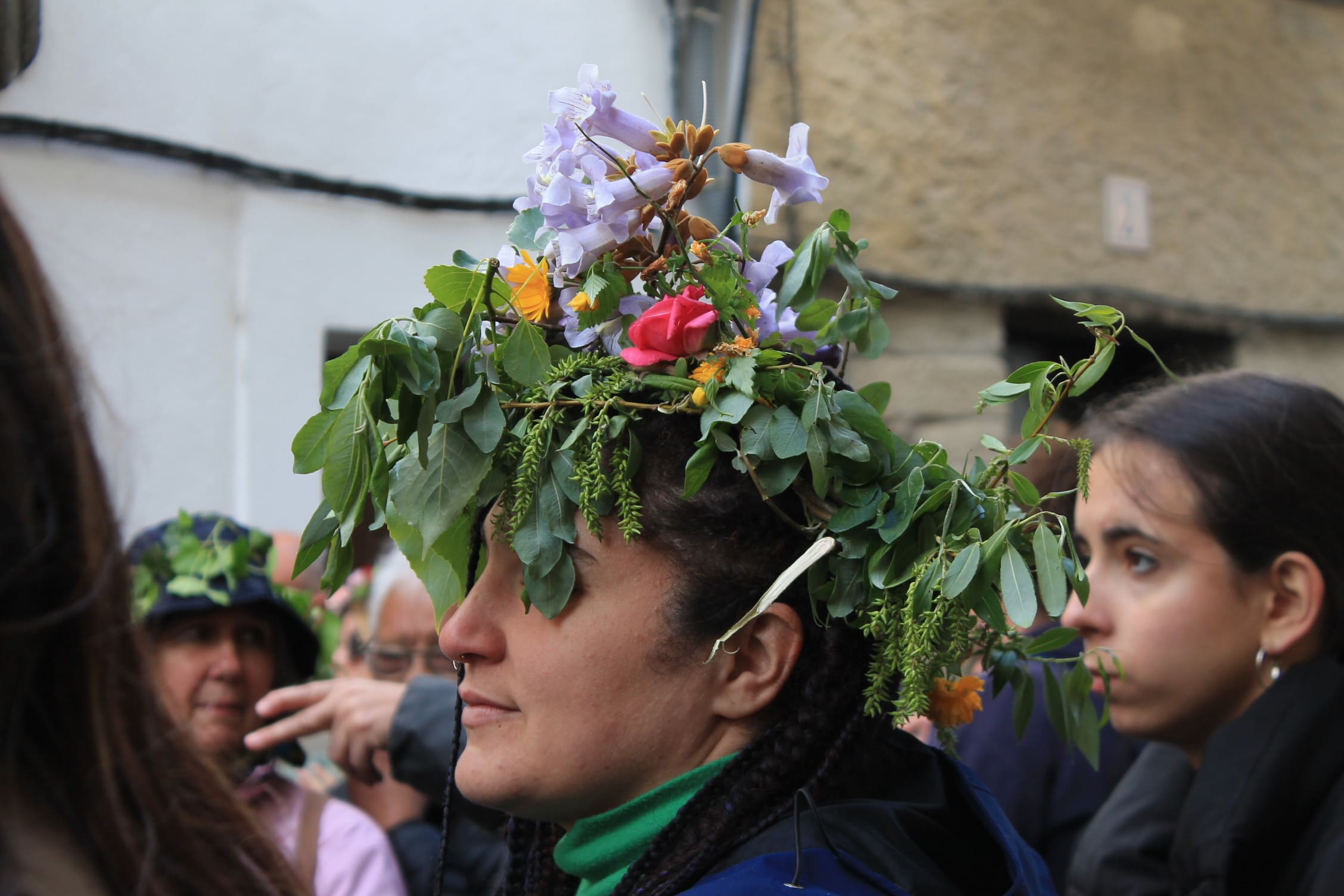 Los Maios tiñen de verde Villafranca