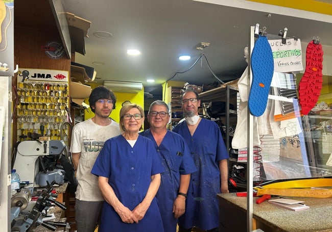 Dueños y trabajadores de Don Minuto
