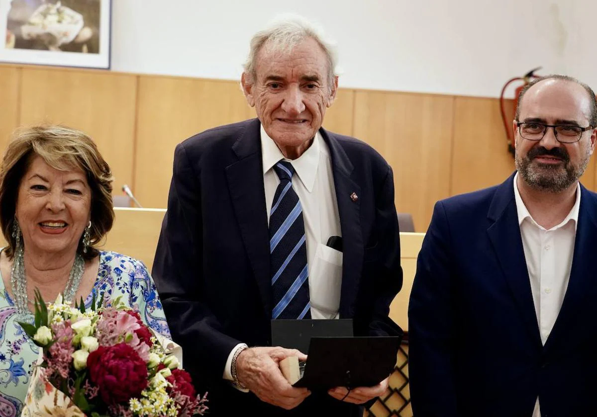 Homenaje de la ciudad de Ponferrada a Luis del Olmo.