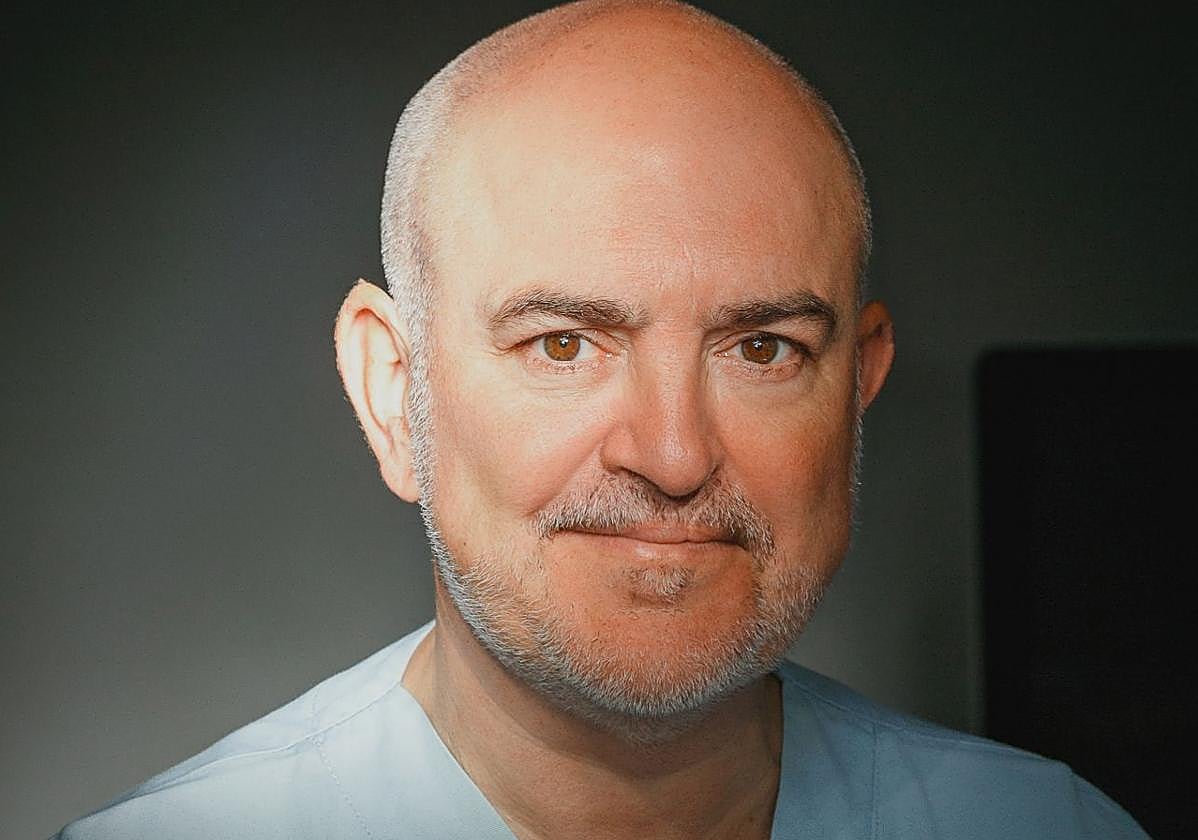 El doctor José Manuel Valle Folgueral será el pregonero de las fiestas de la Encina del 2024.