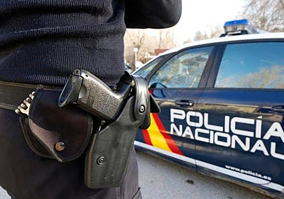 Imagen de una agente de la Policía Nacional.
