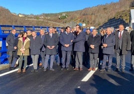 Reapertura del nuevo viaducto de 'El Castro' de la A-6 sentido A Coruña y del segundo carril de la calzada en sentido Madrid