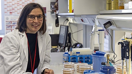La investigadora berciana que escucha a las proteínas: «El lenguaje que utilizan no se conoce bien»