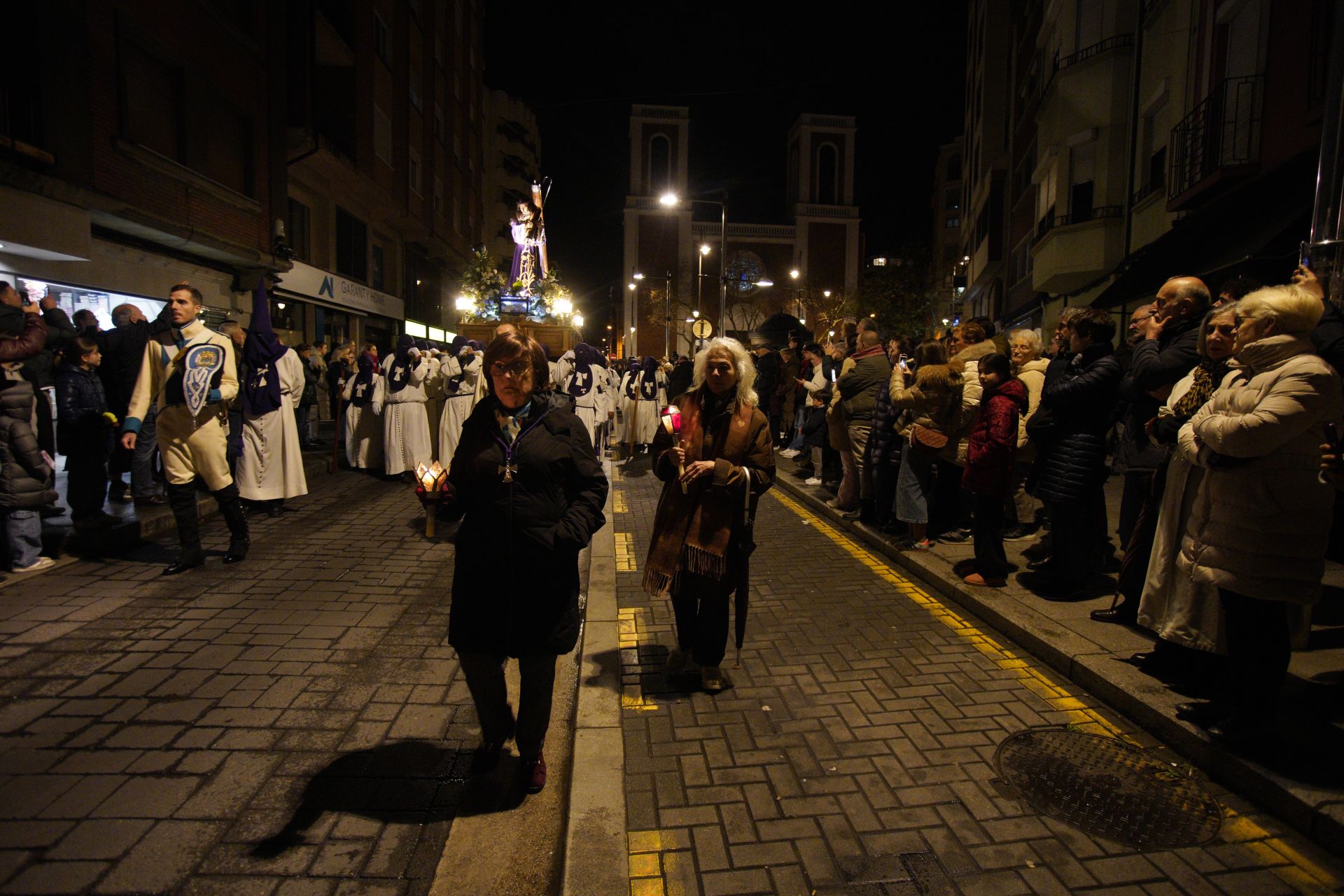 La Procesión del Silencio de Ponferrada, en imágenes