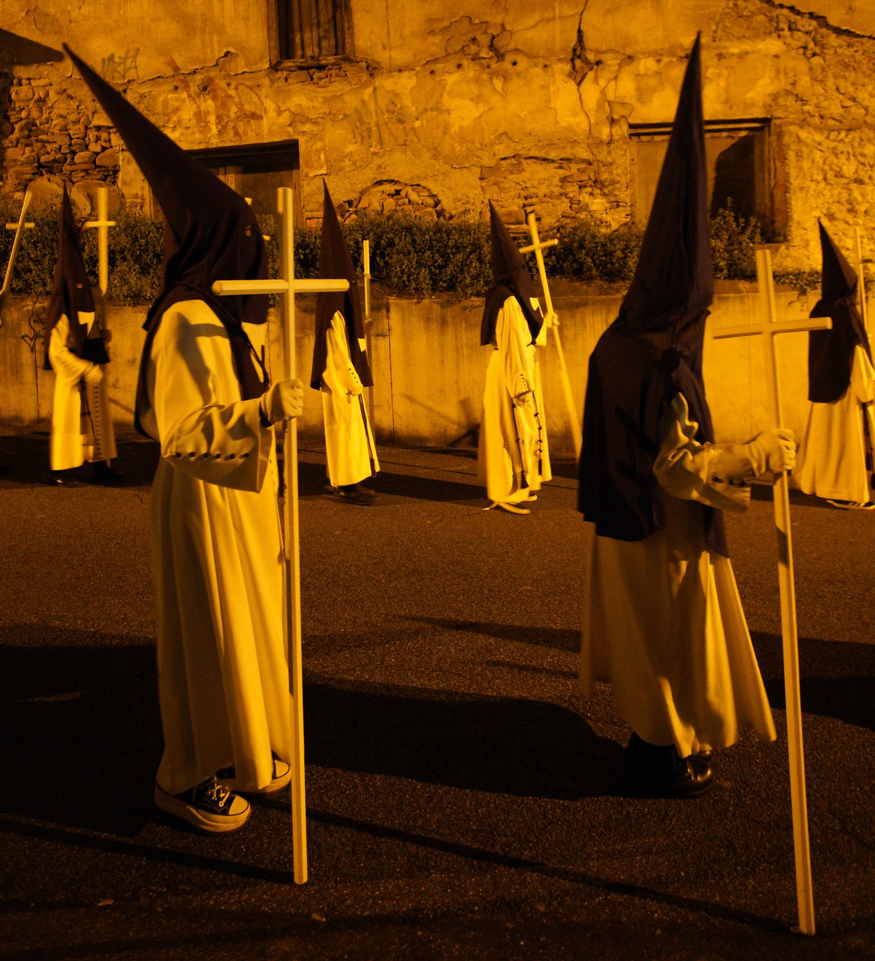 La Procesión del Silencio de Ponferrada, en imágenes