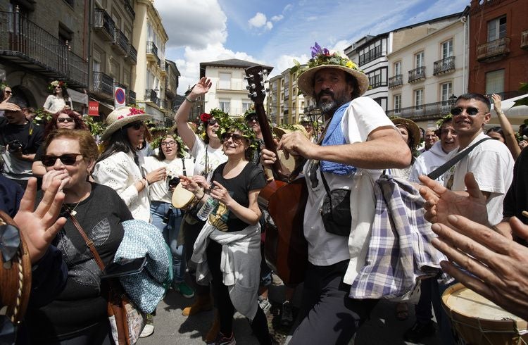 Villafranca del Bierzo celebra la 'Festa dos Maios'