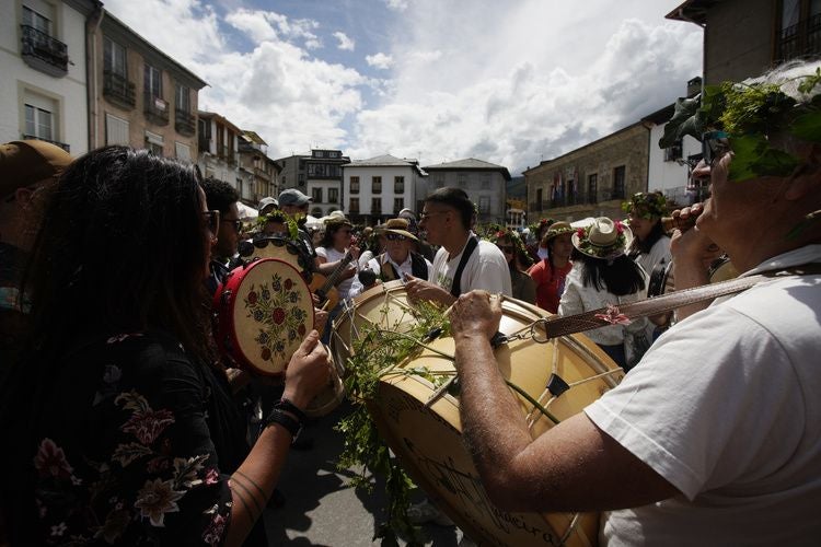 Villafranca del Bierzo celebra la 'Festa dos Maios'