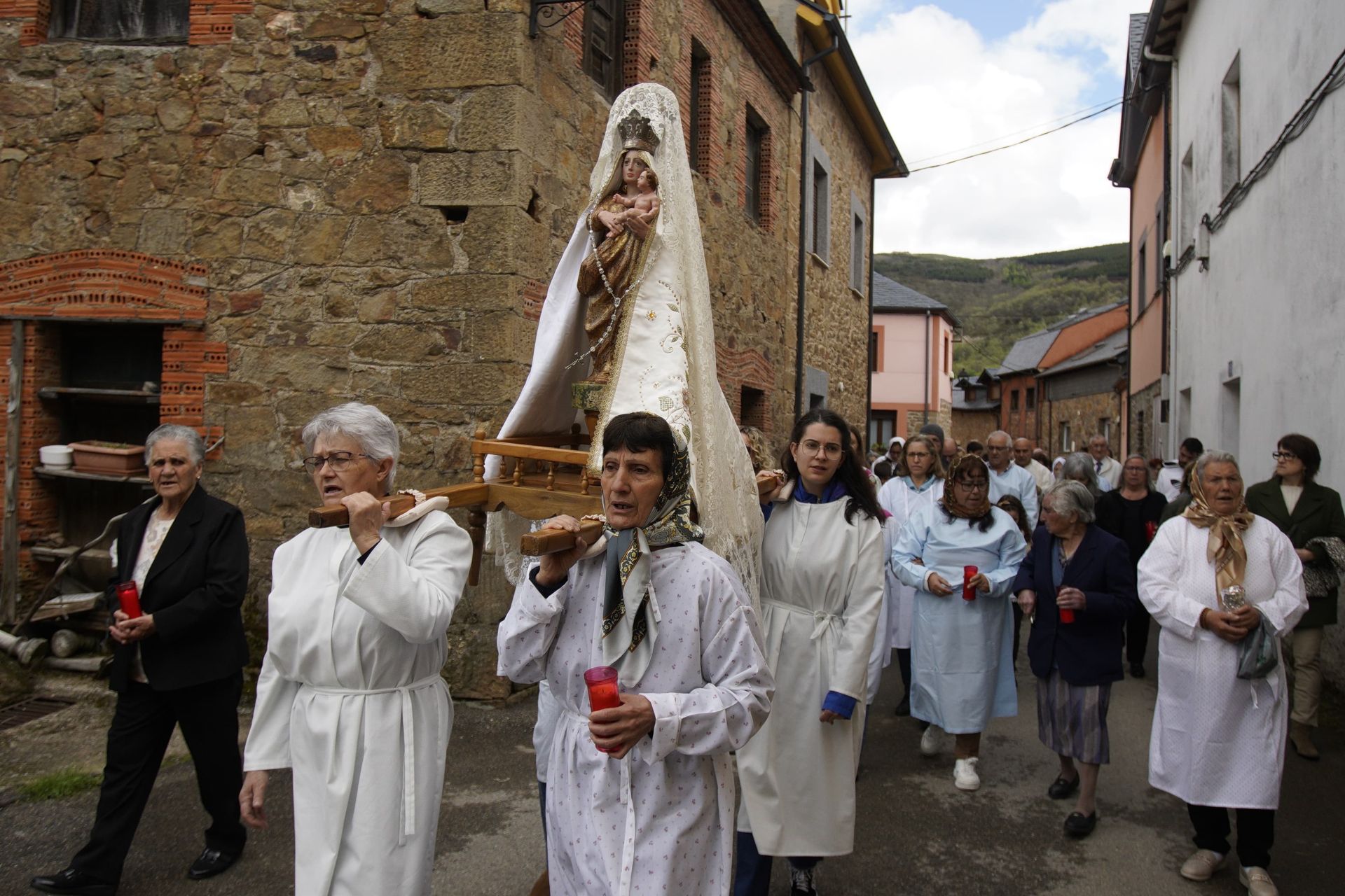 Quintana de Fuseros celebra su Procesión de los Amortajados
