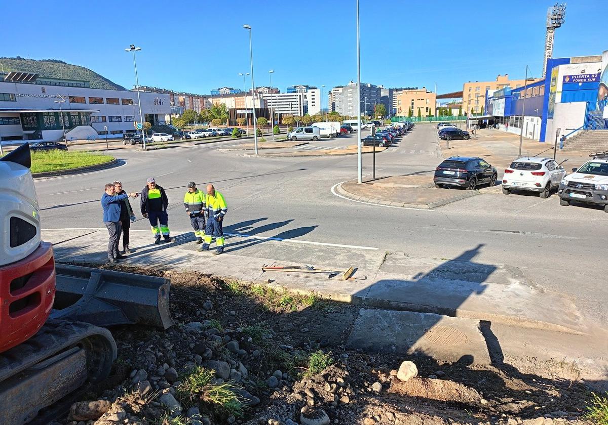Imagen de la rampa de acceso desde el recinto ferial a la zona del estadio de El Toralín.
