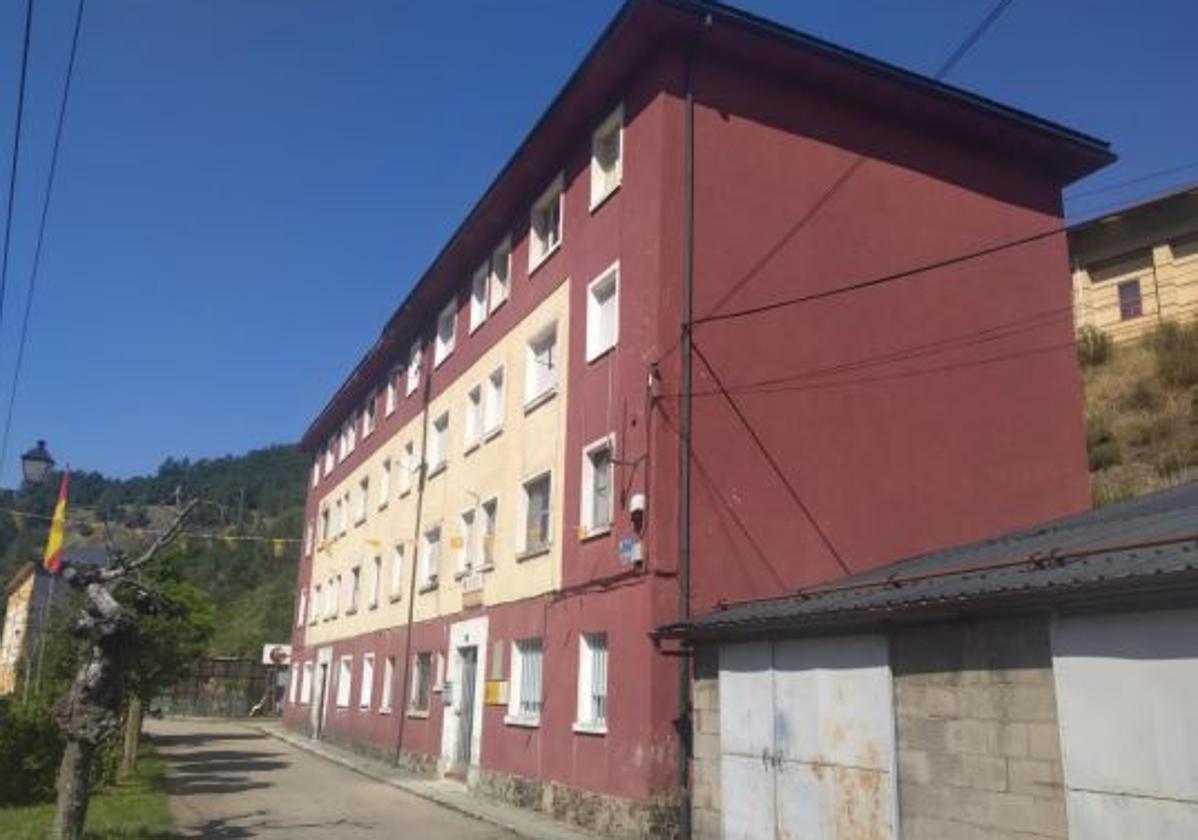 El pueblo de León que recupera viviendas mineras para pacientes oncológicos