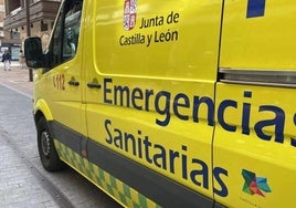 Imagen de archivo de una ambulancia de Sacyl.