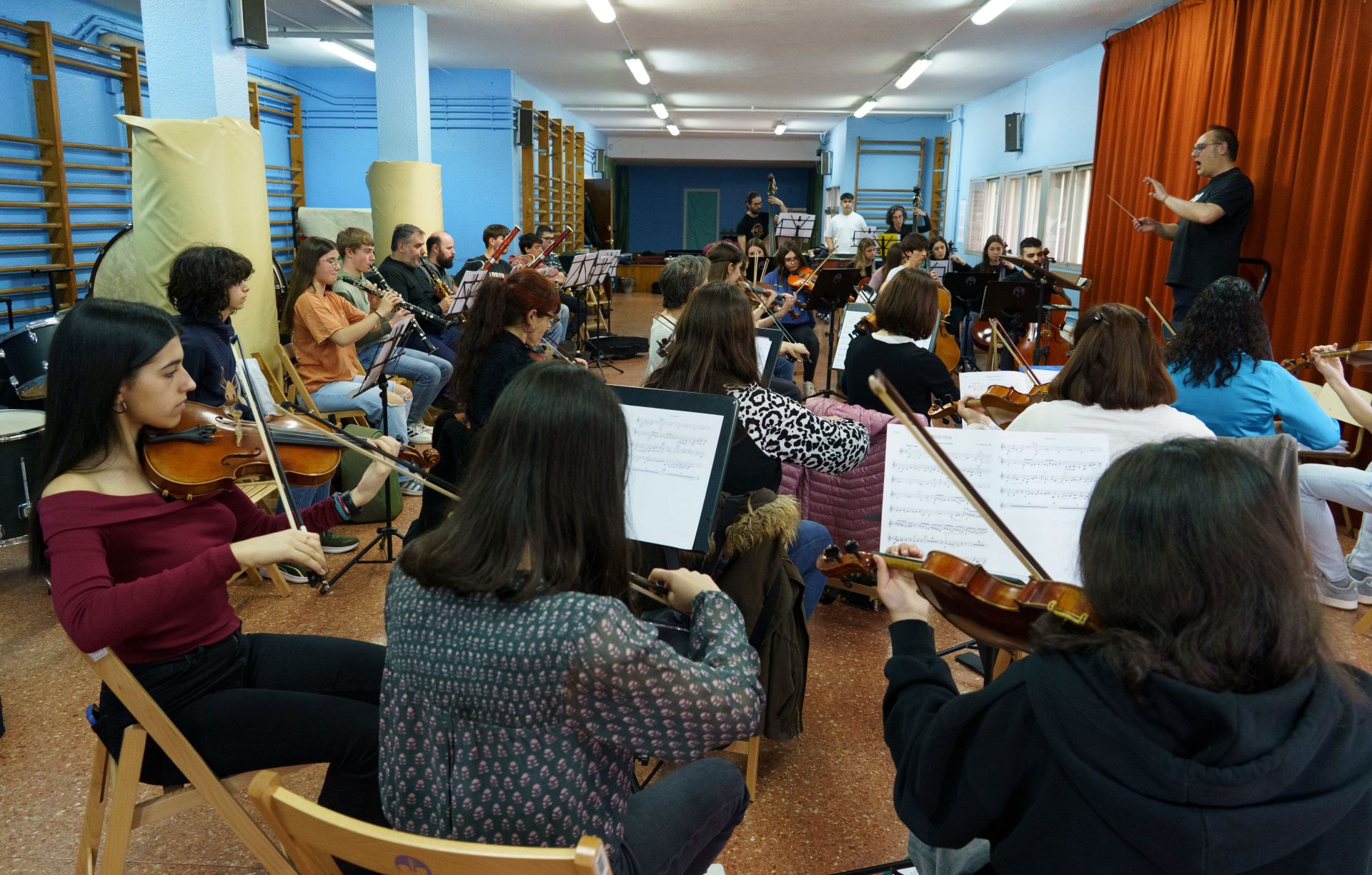 Ensayo de la Orquesta Sinfónica de Ponferrada dirigida por Manuel Alejandre