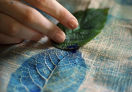 'Encuentros en la casa de bordar', una de las actividades que ofrece el Museo de la Energía.