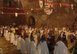 Danzas medievales en el Castillo de los Templarios de Ponferrada.