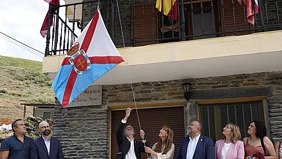 Peranzanes celebra la «consolidación del sentimiento berciano»