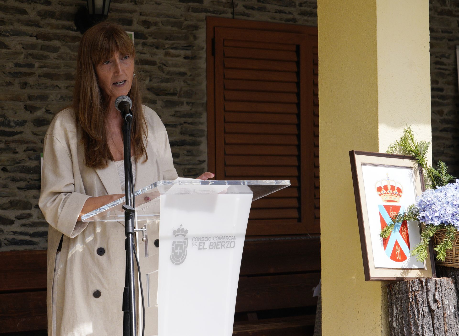 Acto del 25 aniversario del primer izado de la Bandera del Bierzo