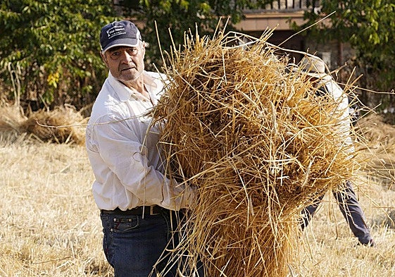 La VI Malla Popular de Corullón refuerza la apuesta por el mantenimiento de las tradiciones
