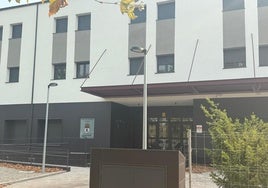 Fachada del Colegio Mayor La Tebaida de Ponferrada.