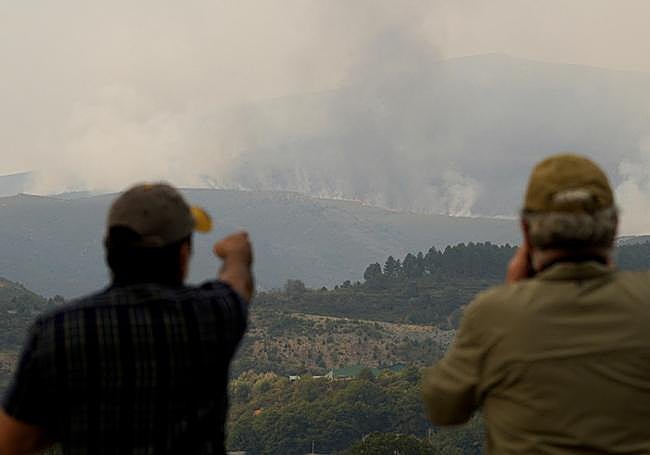 Incendio en Anllares del Sil.