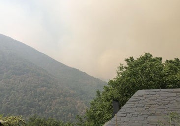 Bombero valenciano a su vuelta del incendio de Compludo: «Vamos donde tengamos que ayudar como ellos hicieron en dana»