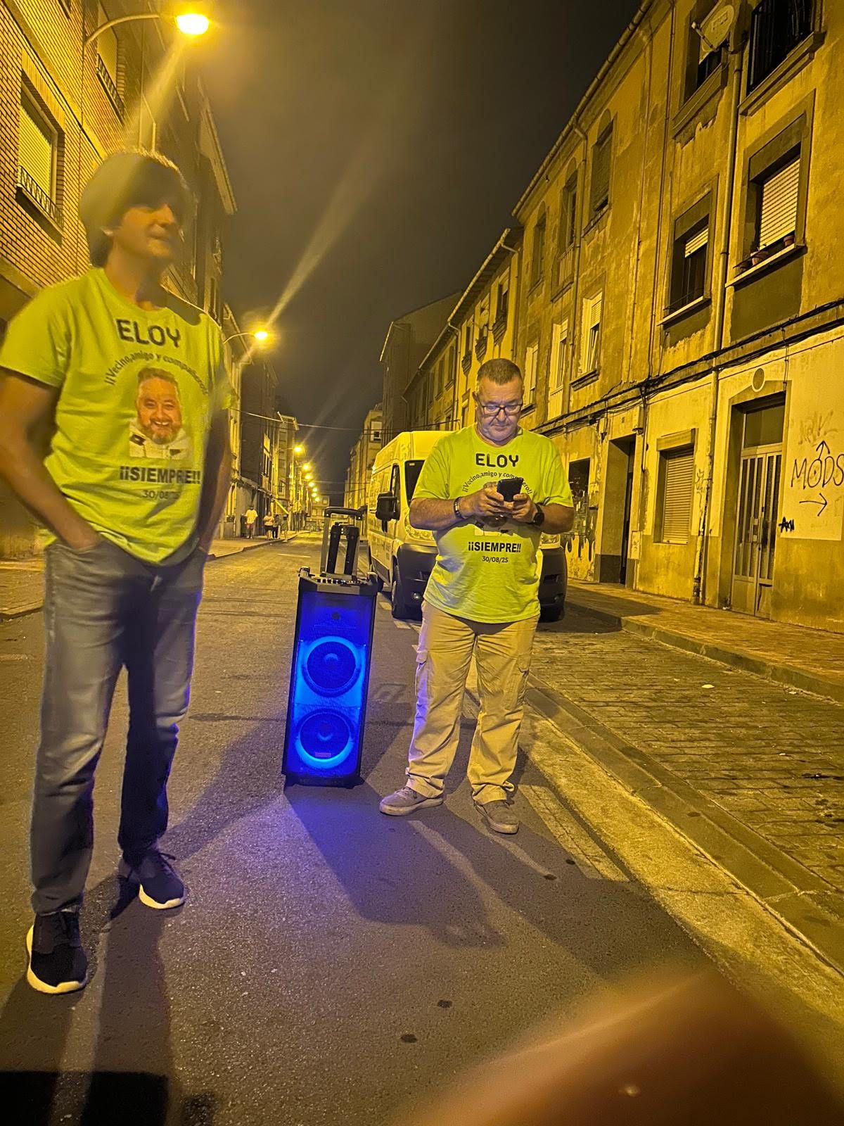 Celebración del reencuentro de los niños que se criaron en la calle Nicomedes Martín Mateos de Ponferrada.