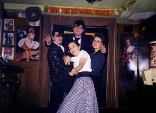 Fiesta de rock and roll.