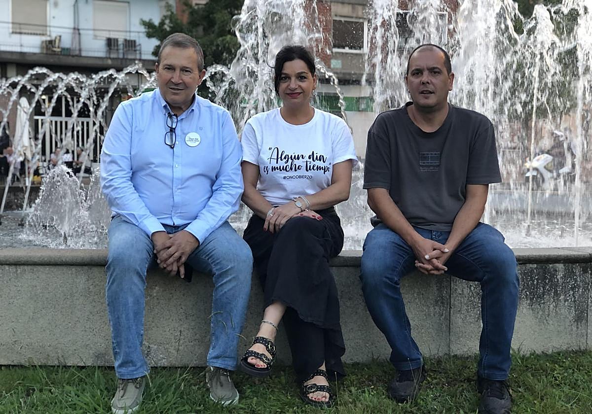Tito Gago, Eva Arias y José Miguel Abraila, miembros de OncoBierzo.