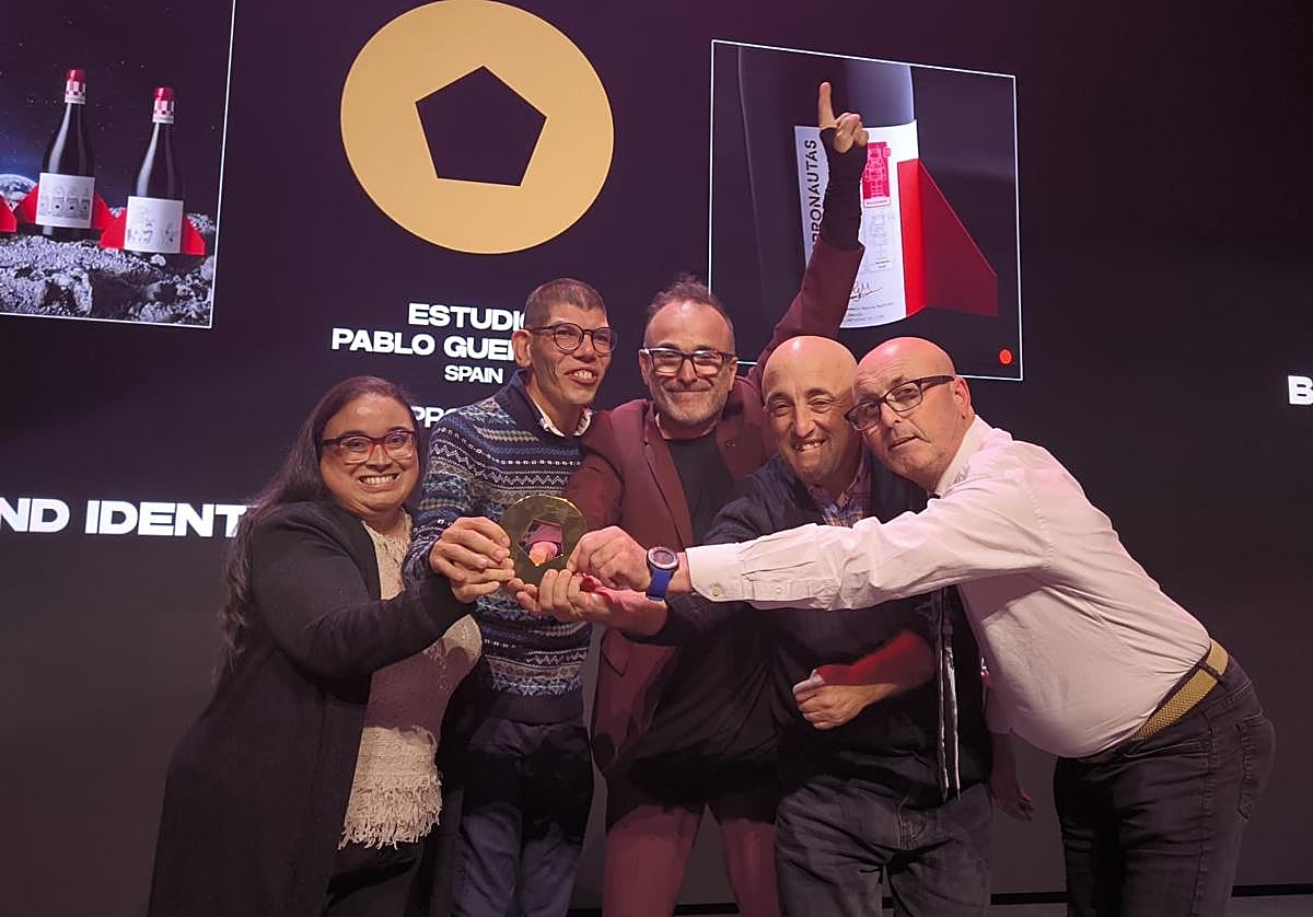 Celebran el éxito logrado.