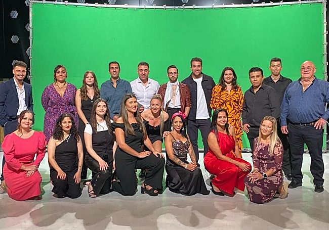 Soraya Vidal (AI) junto al resto participantes en el concurso.