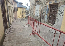 Imagen de la calle El Rañadero del casco antiguo de Ponferrada.