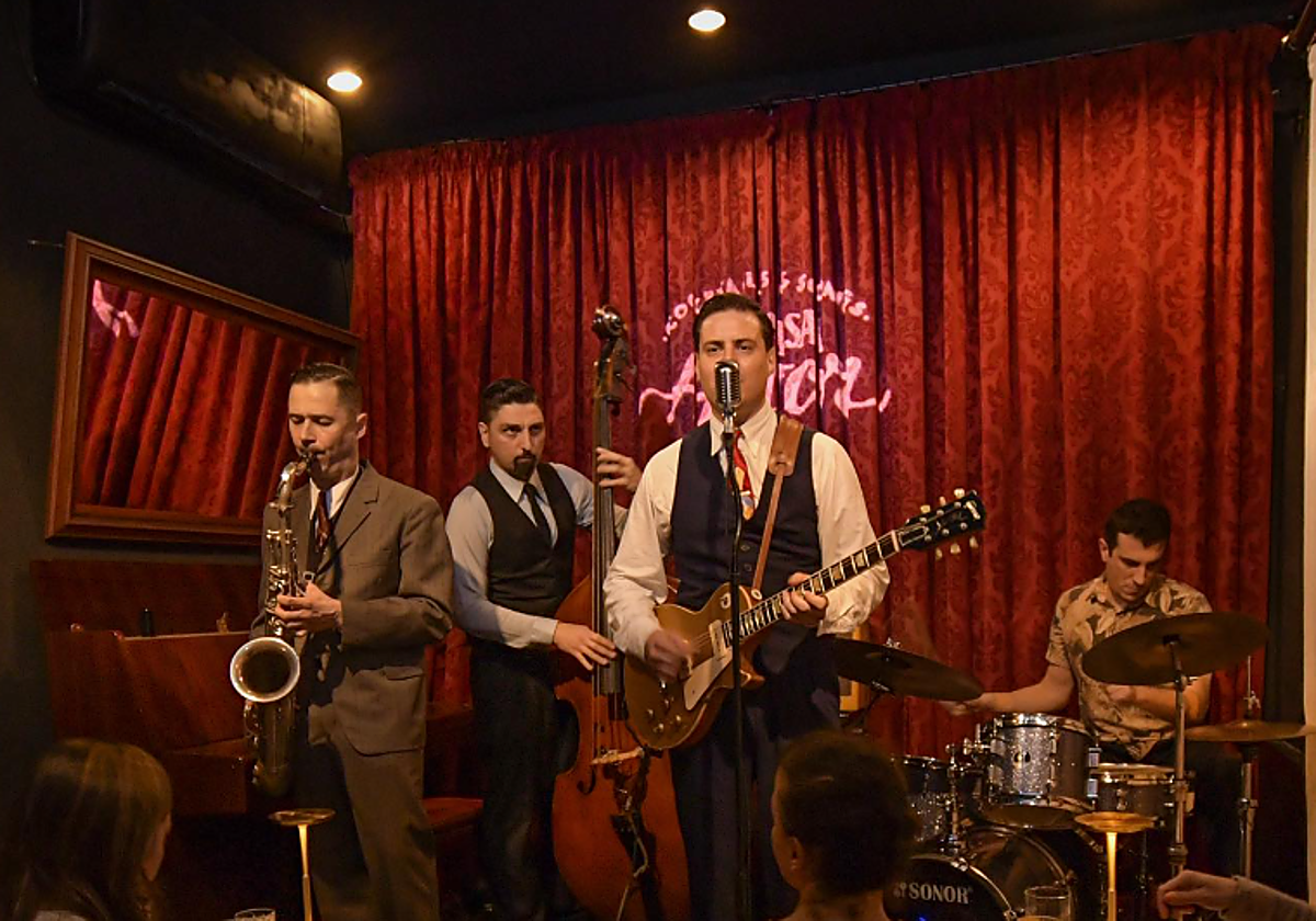 The Groovy Four en una de sus actuaciones.