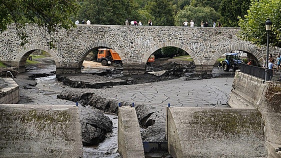 Molinaseca se recupera tras los arrastres del 15 de agosto: «Pudimos sacar a la gente del agua para que no hubiera riesgo»