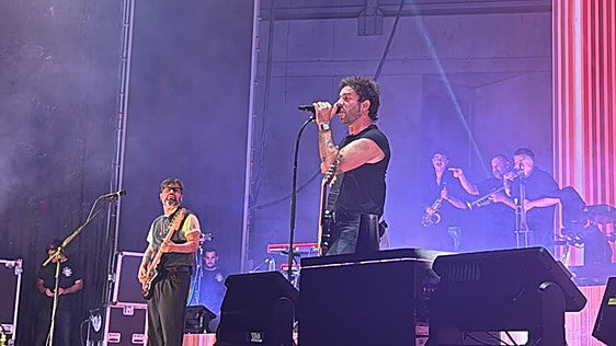 Viva Suecia pone la banda sonora de las fiestas de la Encina