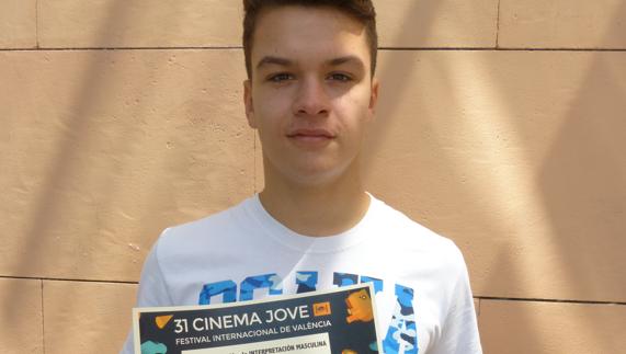 El alumno protagonista, Jorge Delgado Blanco, ganó el premio a la mejor interpretación masculina.
