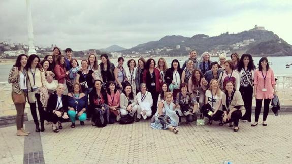 Imagen de las participantes en el XII Congreso de Mujeres del Fútbol.